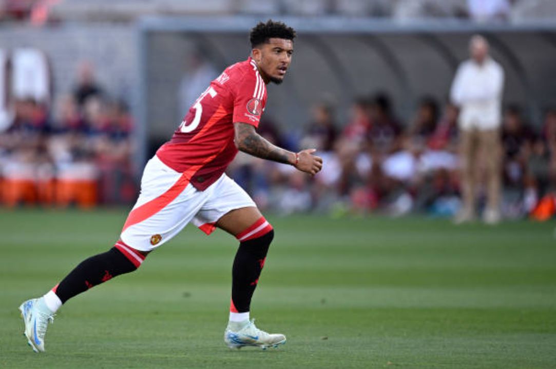 Man United vẫn chưa tống khứ thành công Sancho.